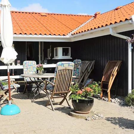 Holiday Bjert Iii